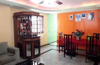 Casa com 3 quartos à venda na Rua Torres de Oliveira, Piedade, Rio de Janeiro