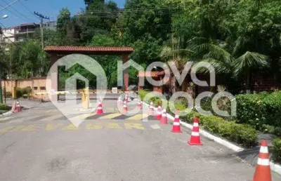 Terreno à venda na Estrada de Jacarepaguá, Jacarepaguá, Rio de Janeiro
