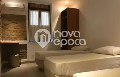 Glória | prédio comercial 17 quartos, sendo 14 suites