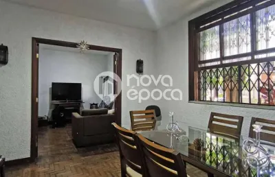 Apartamento com 3 quartos à venda na Rua Canavieiras, Grajaú, Rio de Janeiro