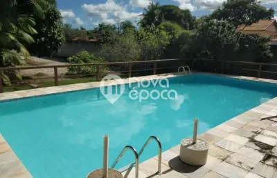 Casa com 5 quartos à venda na Rua Virgílio Serrano, Boqueirão, Saquarema