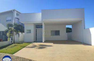 Casa / sobrado em condomínio no residencial flor d aldeia em holambra