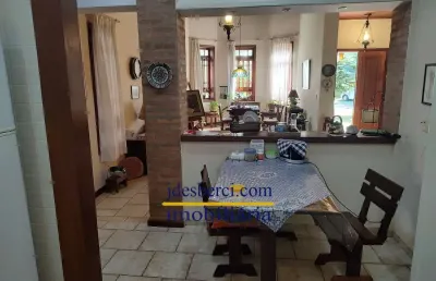 Casa / sobrado em condomínio no palm park em holambra