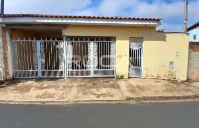 Linda casa padrão com 2 dormitórios e edícula no jardim ipanema em são carlos