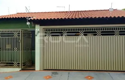 Casa de 3 dormitórios com piscina aquecida no parque fehr, são carlos