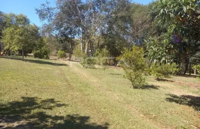 Chácara em condomínio à venda em são carlos, 3 dormitórios e ampla área de lazer
