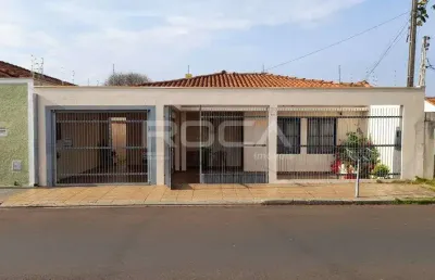 Casa à venda e locação no centro de são carlos - 3 dormitórios, suíte, garagem e armários