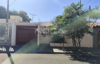 Casa padrão de 3 dormitórios com suíte em santa felícia, são carlos