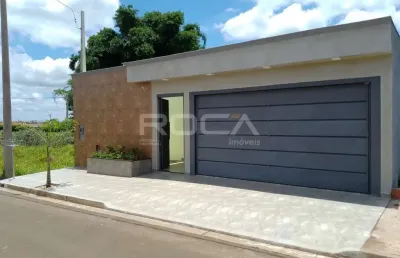 Casa à venda no jardim do bosque, são carlos - 2 suítes, piscina e portão eletrônico.