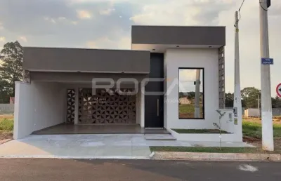 Casa de luxo à venda no condomínio recanto do sabiá, são carlos