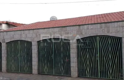Casa padrão à venda com 3 dormitórios em castelo branco, são carlos