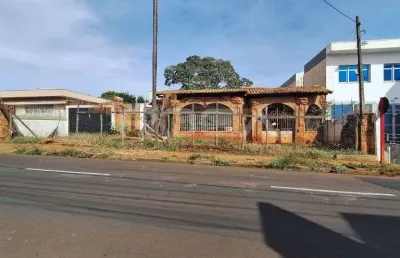 Casa de alto padrão no centro de são carlos - 4 dormitórios e suíte