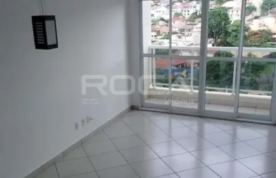 Apartamento de 2 dormitórios com suíte e armários no jardim alvorada