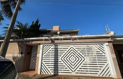 Casa de alto padrão à venda no bairro planalto paraíso em são carlos