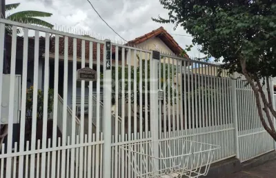 Casa com 2 quartos à venda na Rua Rafael de Abreu Sampaio Vidal, 828, Centro, São Carlos