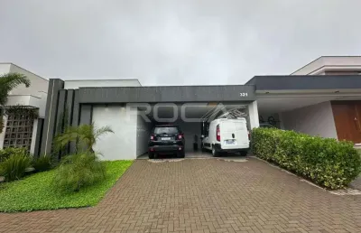 Casa térrea com 3 dormitórios e churrasqueira no condomínio village são carlos iv