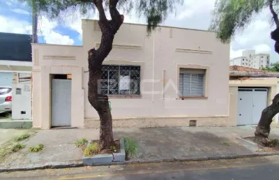 Casa padrão para alugar no centro de são carlos - 4 dormitórios e 2 vagas