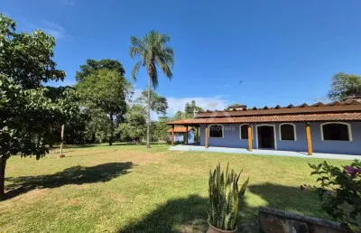 Chácara à venda em são carlos com área de lazer completa e 3 dormitórios