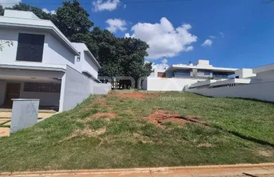 Terreno à venda no condomínio parque faber castell em são carlos