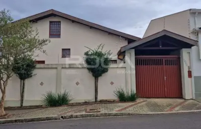 Espaçosa casa de 4 dormitórios na vila costa do sol, são carlos