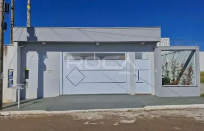 Casa padrão à venda no jardim embaré, são carlos - 3 dormitórios, suíte, garagem coberta!