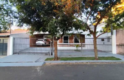 Casa de padrão para alugar em cidade jardim, são carlos.