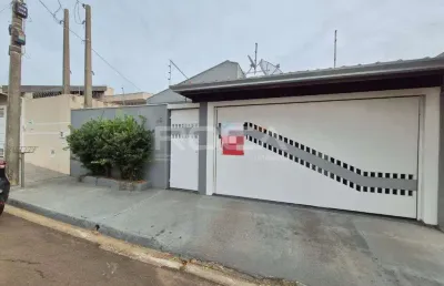 Casa com 3 quartos à venda na Rua Francisco Correa Bueno, 95, Jardim Embaré, São Carlos