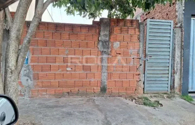 Terreno à venda na Rua Antonio Busto Alabarca, 858, Cidade Aracy, São Carlos