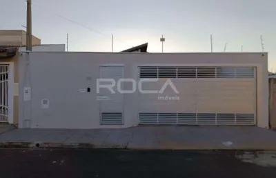 Casa com 3 dormitórios com 1 suíte com closet e 5 garagens no jardim embaré, são carlos