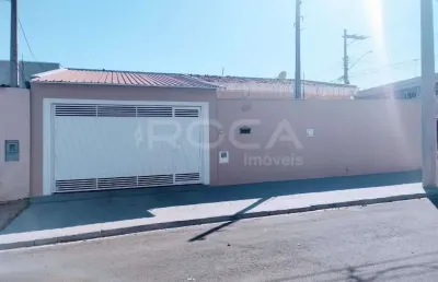 Casa padrão à venda no jardim jóckei club a, são carlos