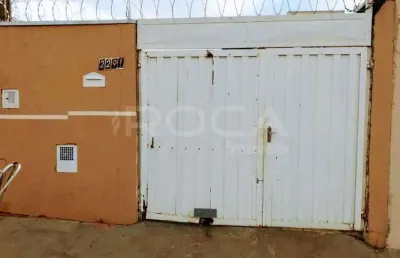 Casa com 2 quartos à venda na Rua Cândido de Arruda Botelho, 2291, Parque Santa Felícia Jardim, São Carlos