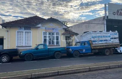 Casa com 3 quartos à venda na Av. Avenida São Carlos, 537, Centro, São Carlos