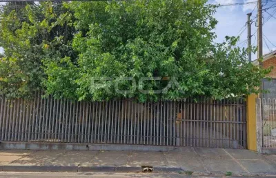 Casa de 3 dormitórios com suíte e canil no centro de são carlos