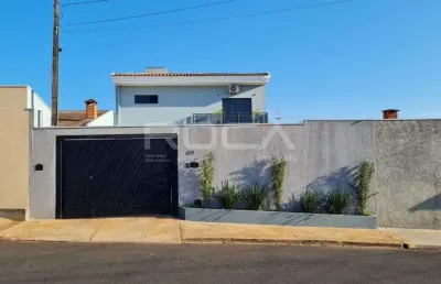 Encantadora casa no parque delta, são carlos - 3 dormitórios e 7 vagas de garagem!