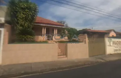 Casa com 3 quartos à venda na Rua Raimundo Correa, 618, Vila Marcelino, São Carlos