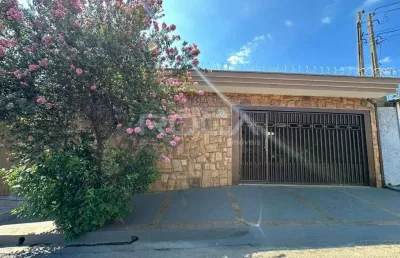 Casa à venda na vila prado, são carlos - 3 dormitórios, 1 suíte, 3 banheiros