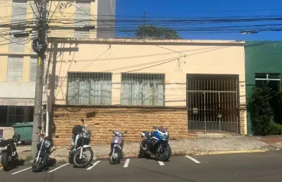 Casa à venda no centro de são carlos com 3 dormitórios e suíte