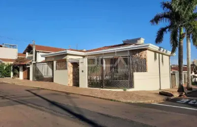 Casa de alto padrão com 4 dormitórios e churrasqueira em nossa sra aparecida - são carlos