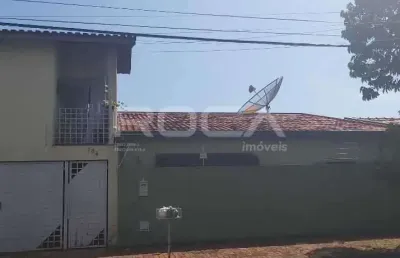 Casa padrão à venda em santa felícia, são carlos - 3 dormitórios e suíte!