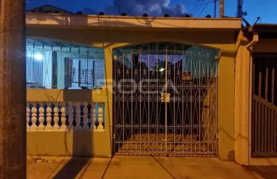 Casa com 2 quartos à venda na Rua Professor Helvídeo Gouvea, 126, Vila Boa Vista, São Carlos