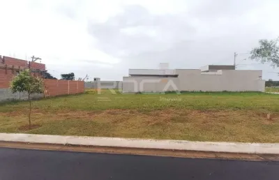 Terreno à venda no condomínio recanto do sabiá em são carlos