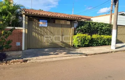 Casa de alto padrão com 3 dormitórios e edícula no centro de são carlos