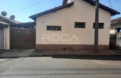 Casa padrão à venda no centro de são carlos - 2 dormitórios