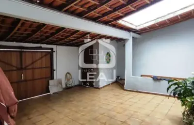 Casa à venda 189 m², 3 dormitórios sendo 1 suíte, 2 vagas garagem - r$ 550.000,00 - chácara agrindu