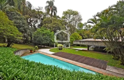 Casa térrea à venda, cidade jardim, com 976 m², 3 suítes, 8 vagas, piscina, quintal e jardim por r$