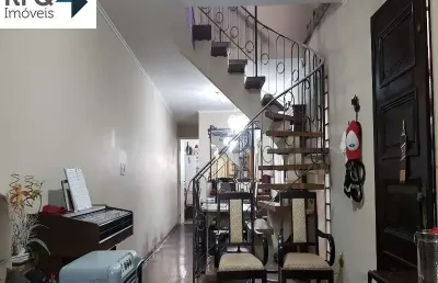 Sobrado na avenida bosque da saúde, podendo ser residencial ou comercial ou para construir algum prédio bacana!