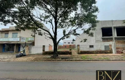 Terreno amplo e bem localizado no centro - ideal para investimento!