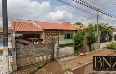 Casa com 3 quartos para alugar no Jardim Dona Pina, Arapongas 