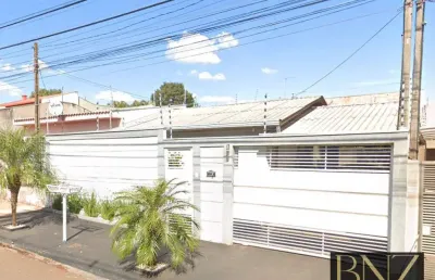 Casa com 3 quartos à venda no Jardim Mônaco, Arapongas 