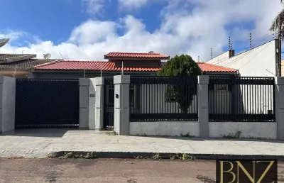 Casa com 3 quartos para alugar no Jardim Morumbi, Arapongas 